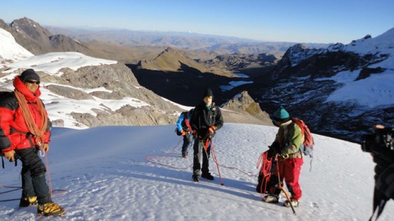 Ccampa-Nevado-Summit-picks-111